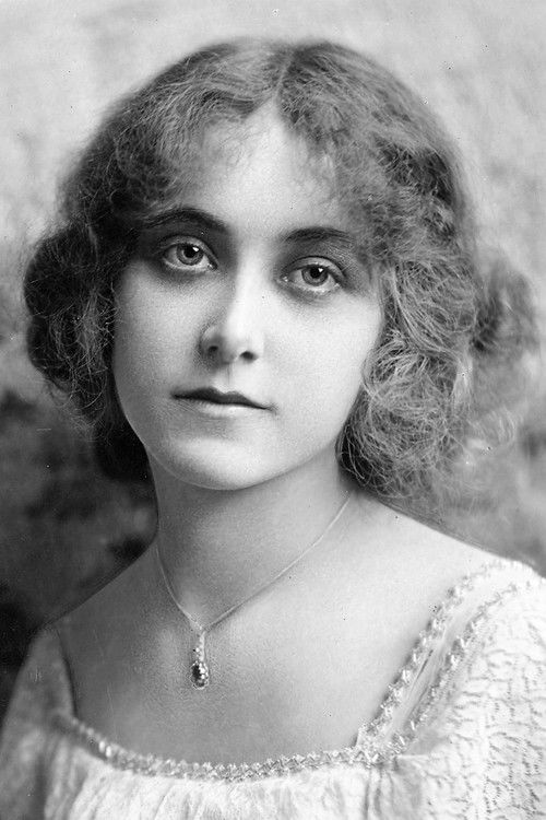 Francelia Billington as Johanna