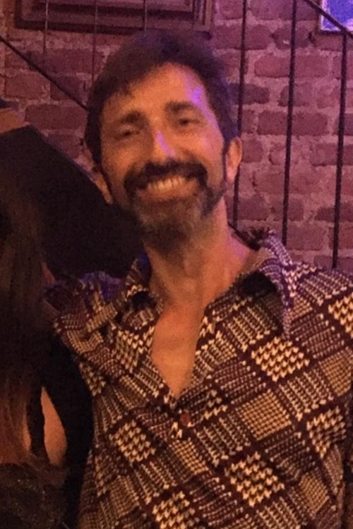 Ruy Gatti as Bartolomé Mitre