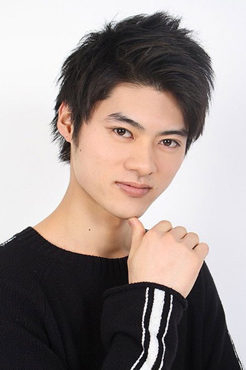 Kenta Kawasaki as Yoshiaki Yamamura