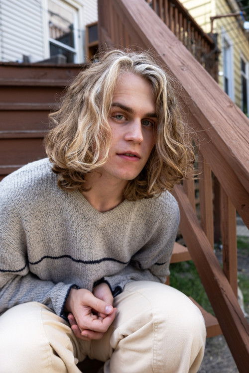 Beck Nolan as Brian Dyson (voice)