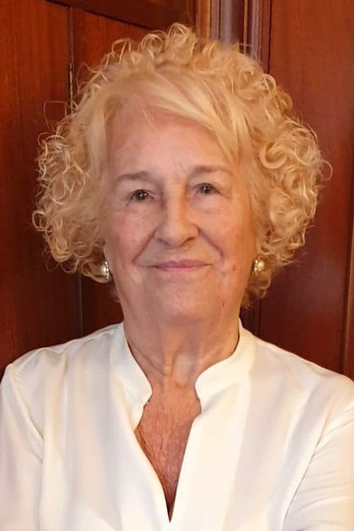 Mercedes Luzuriaga as Asun Sempere