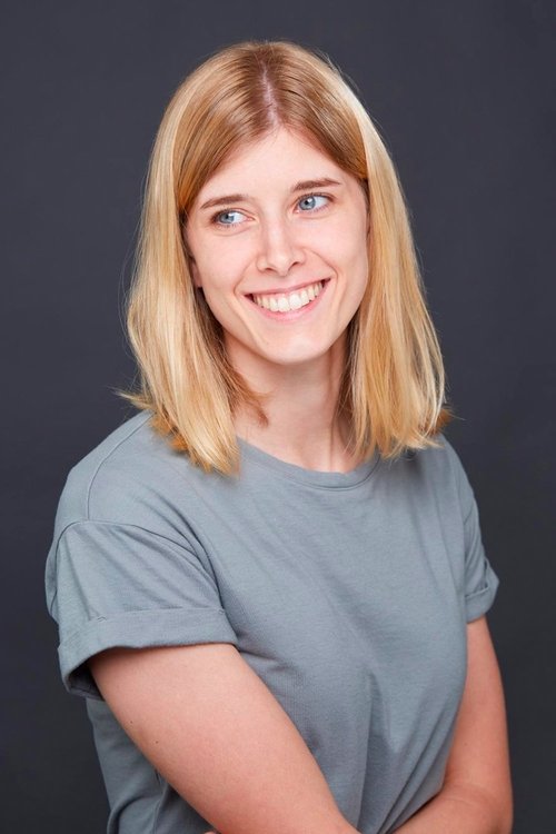 Isabel Guardiola as Araceli