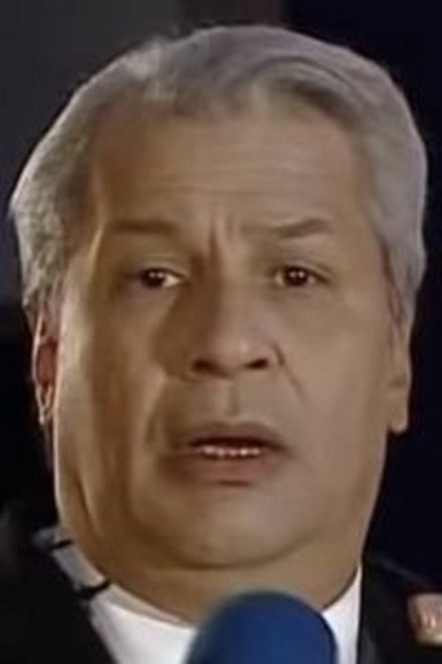 Sikêra Junior as Diretor Nogueira