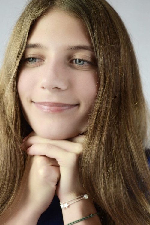 Zuzanna Surowy as Sara