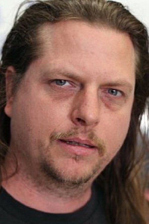 Zia Harris as Mailroom Guy