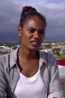 Marielle Karabeu as Kelly Kwaté