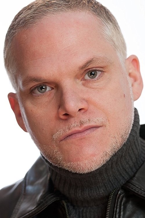 Laurence Blum as Police Chief Laurant