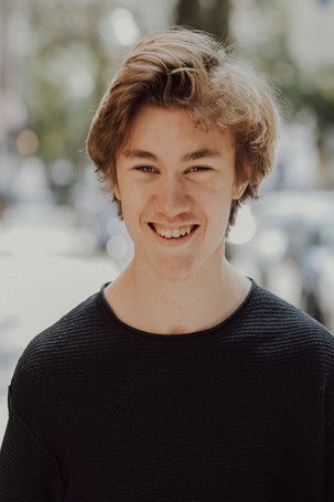 Alessandro Schuster as Giselher