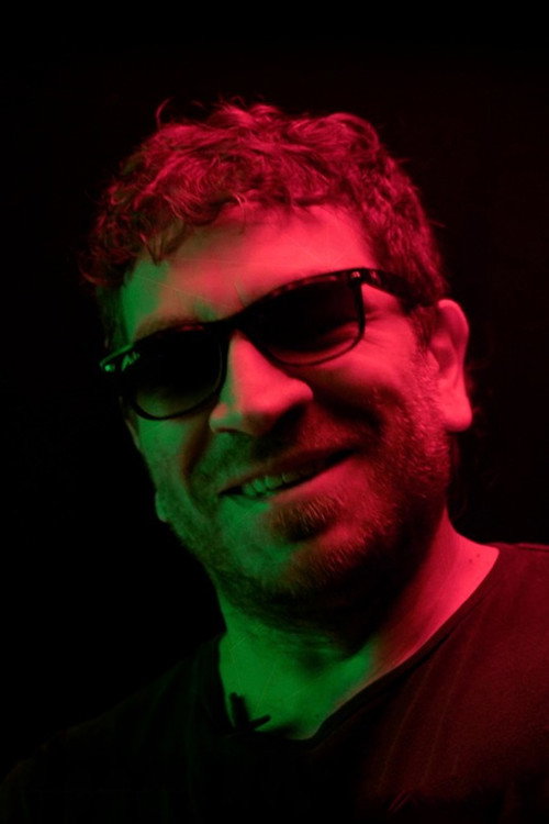 Elvira Serio as Noriega