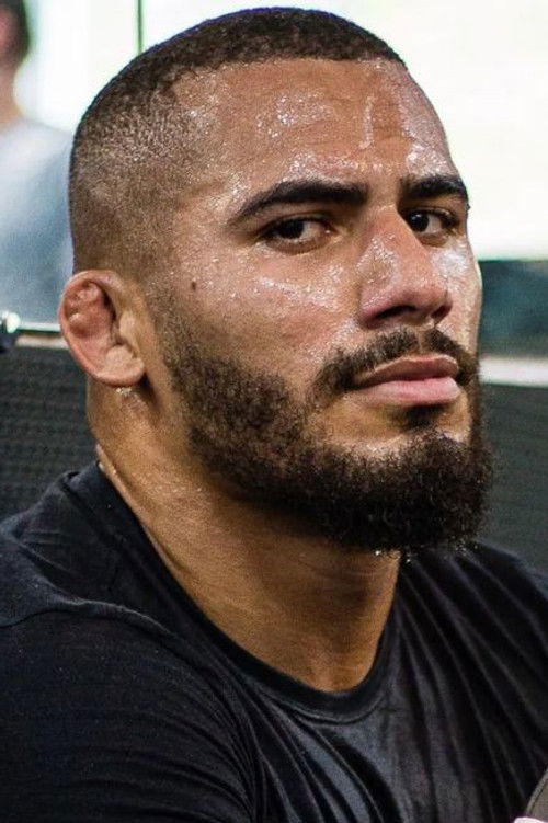 Vitor Petrino as Self