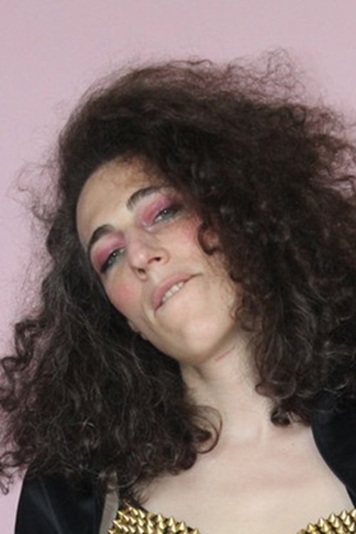 Manon Praliné as Manon Praline