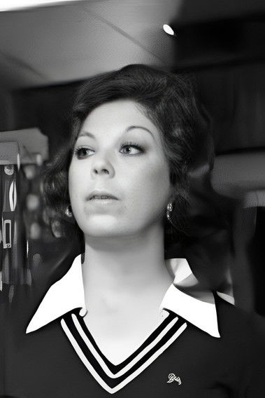 Lúcia Mello as Cleonice