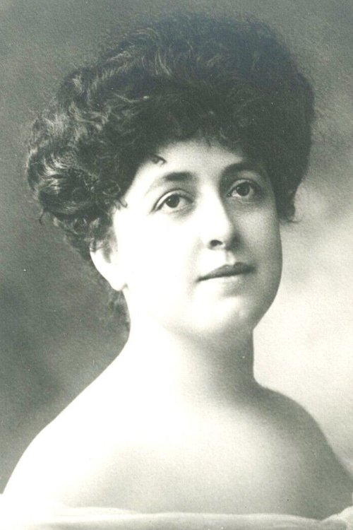 Truly Shattuck as Mrs. P. Belmont-Fox