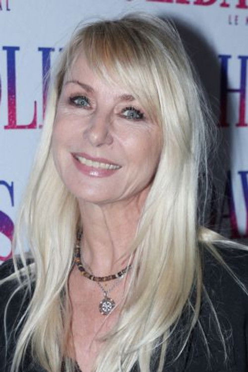 Cécile Chaduteau as Self