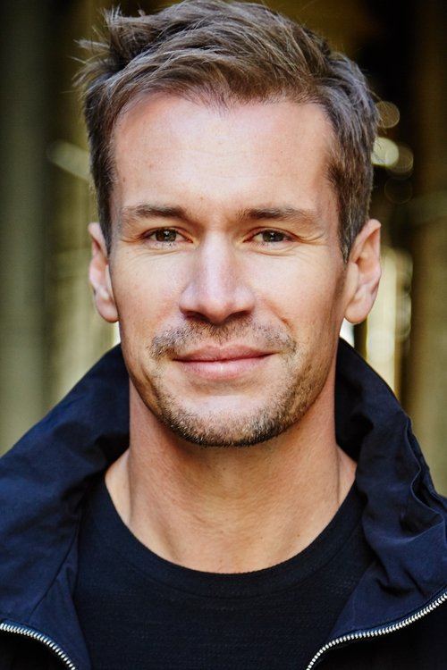 Matthew Walker as Heath Forbes