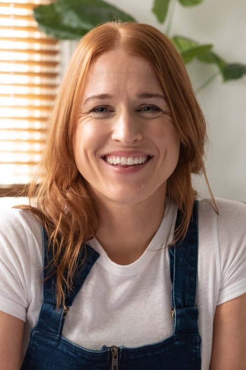 Jess Harris as Rachel Griggs