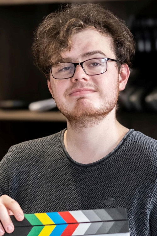 Charlie Jeffery Hood as Cocaine Dealer