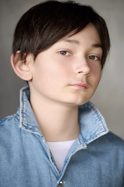 Wade Soldini as Arthur