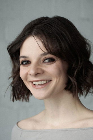 Aleksandra Rozanova as Katya