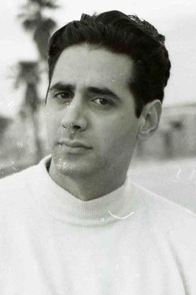 Alex Monty Canawati as 