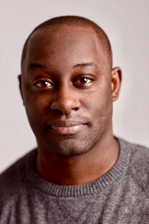 Dywayne Thomas as Dean