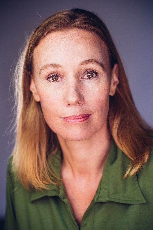 Tessa Mitchell as Lyd