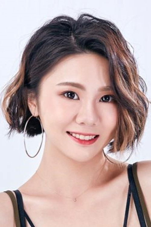 Vanessa Wu as High school girl A