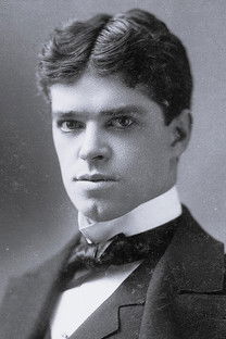 Gus Pixley as At Soda Fountain