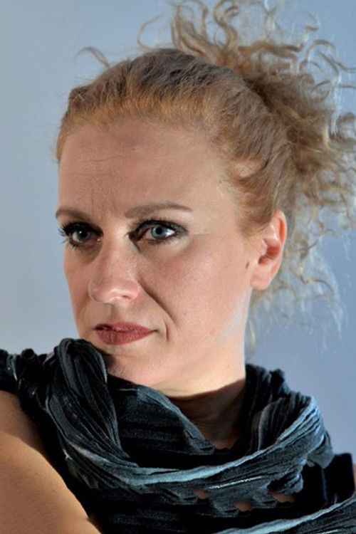 Maro Papadopoulou as Maria