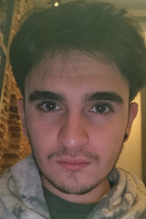 Fernando Serrano as Encapuchado 2