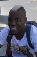 Mohamed Ali Mohamed Abdallah as Le blond