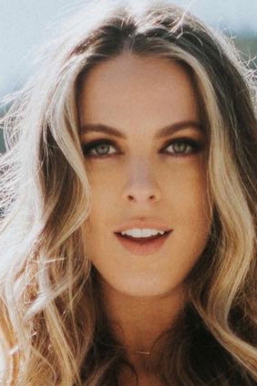 Hailey A. Porter as Bus Girl #3