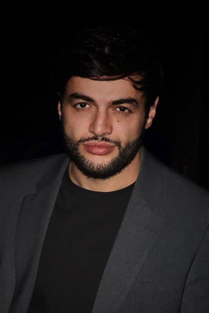 Movses Yeremyan as Davit