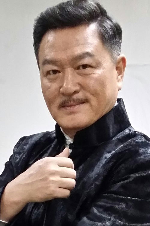 刘风岗 as Captain Hong