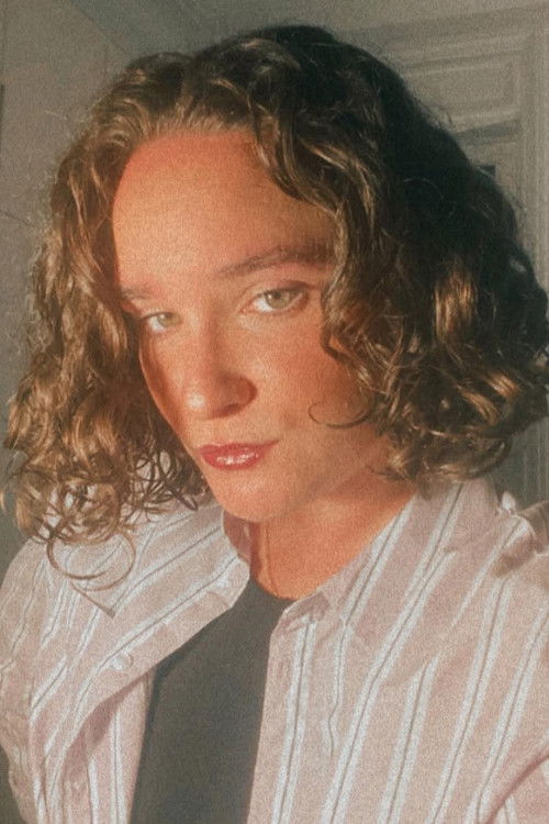 Bego Aristegui as Hermana Alazne