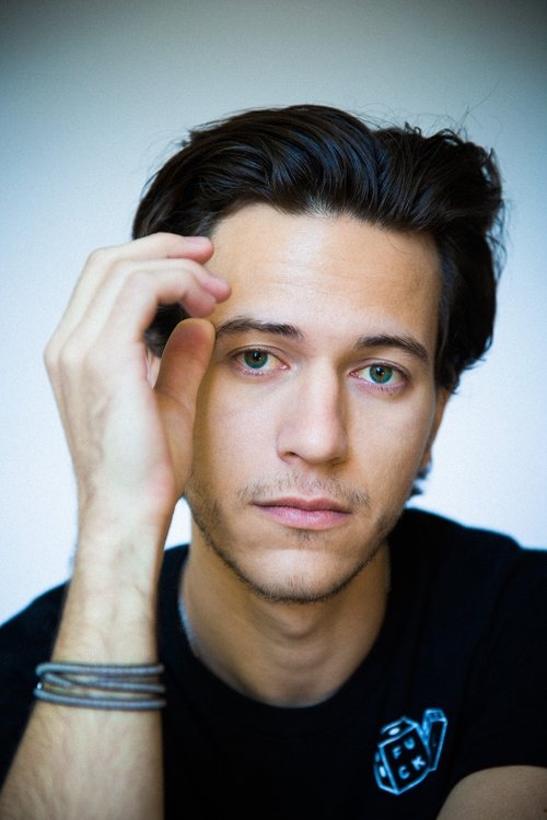 Dillon Lane as Albert Fisk