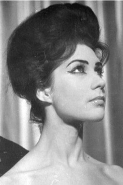 Gitana Leontenko as Valentina, mama Serezhi