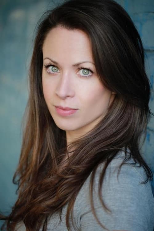 Laura Hopper as Cassie