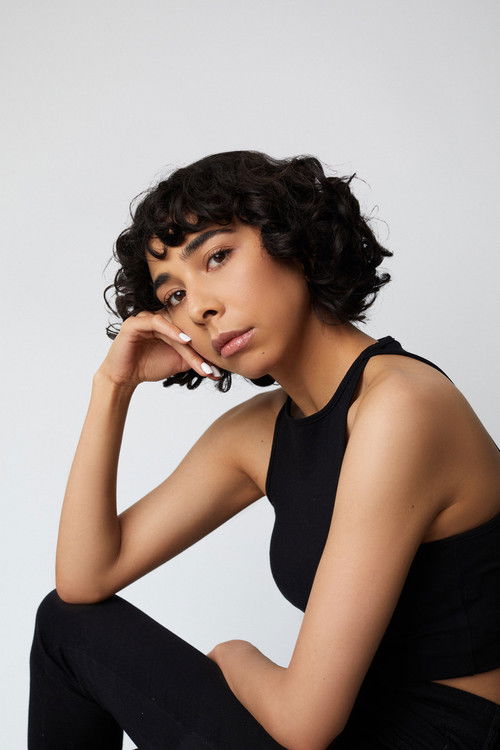 Gilda Mercado as Roberta