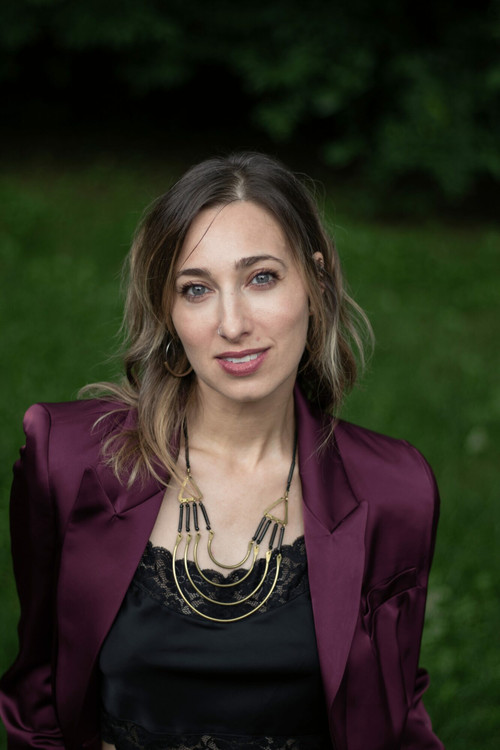 Evalee Gertz as Amber Charms