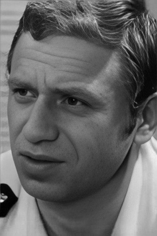 Aleksandr Bespalyy as Shabashnik