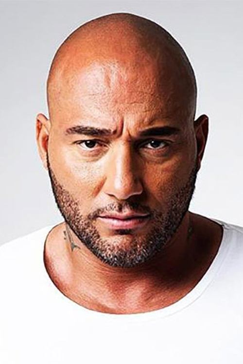 Kamel Guenfoud as Mammouth