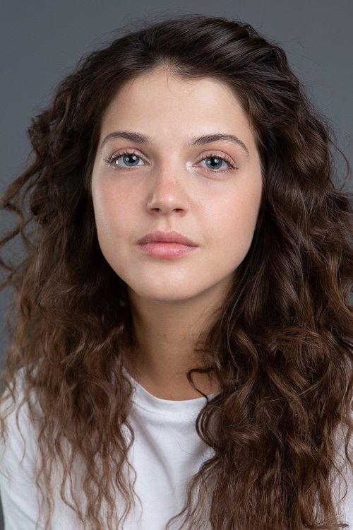 Yelyzaveta Tsilyk as Lera