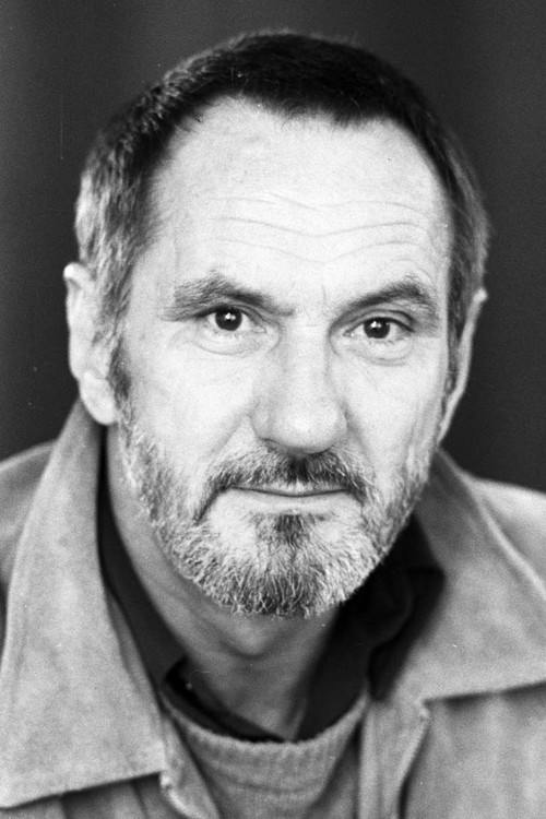 Mieczysław Waśkowski as Scharfuhrer Glaubel ("Top Secret")