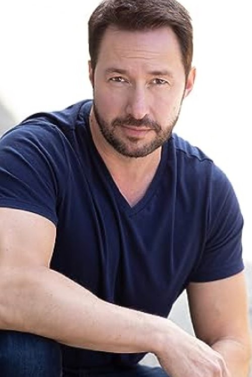 Tony Lee Gratz as Randall