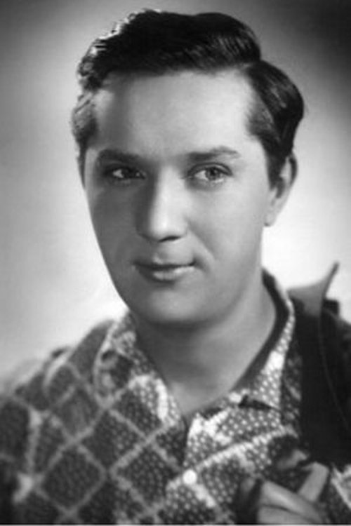 Aleksey Kozhevnikov as Radist