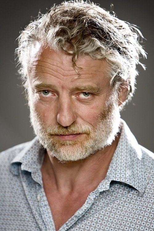 Filip Peeters as William Johnsen