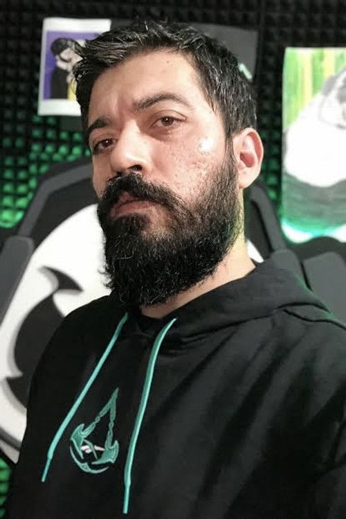 Tuna Akşen as PintiPanda