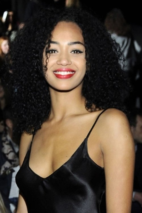 Berta Vázquez as Lucía