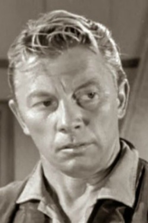 Rayford Barnes as Detective Tyzack